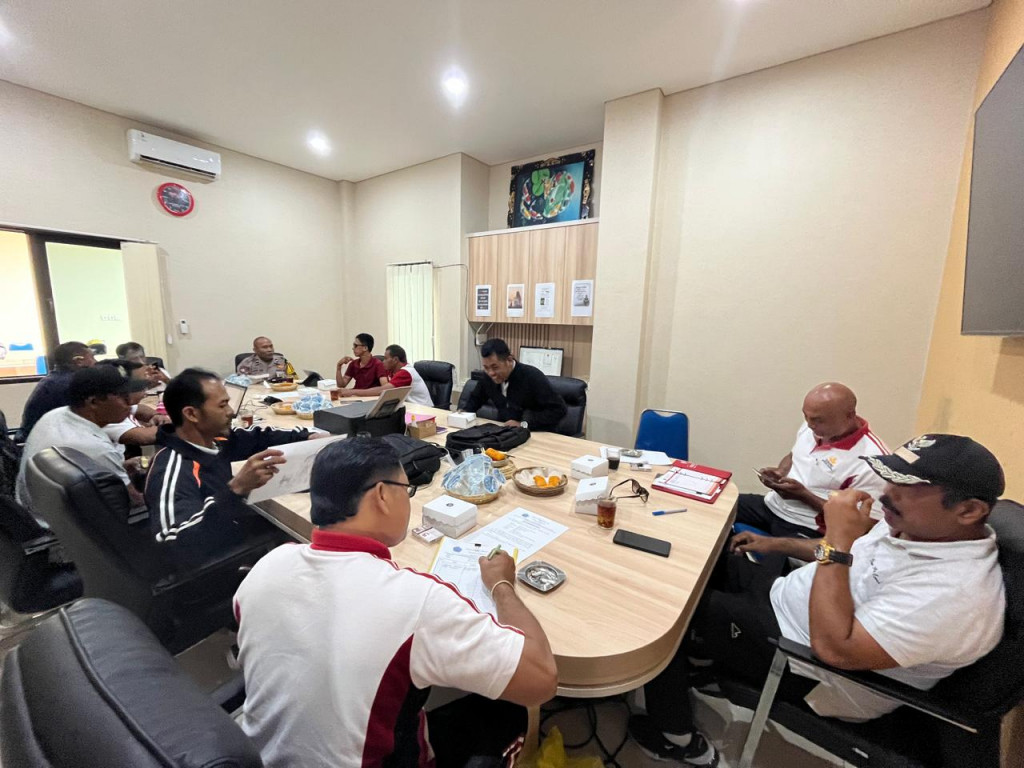 Rapat Koordinasi KBD tentang Ketentraman  di Wilayah Desa Mengwitani